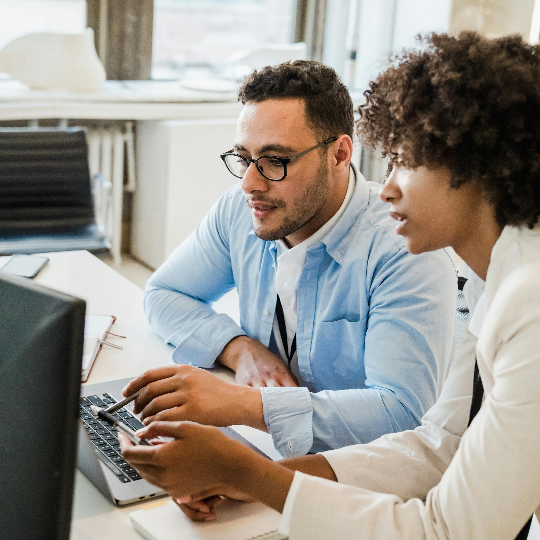 Amparo Team discussing data Amparo Team discussing data